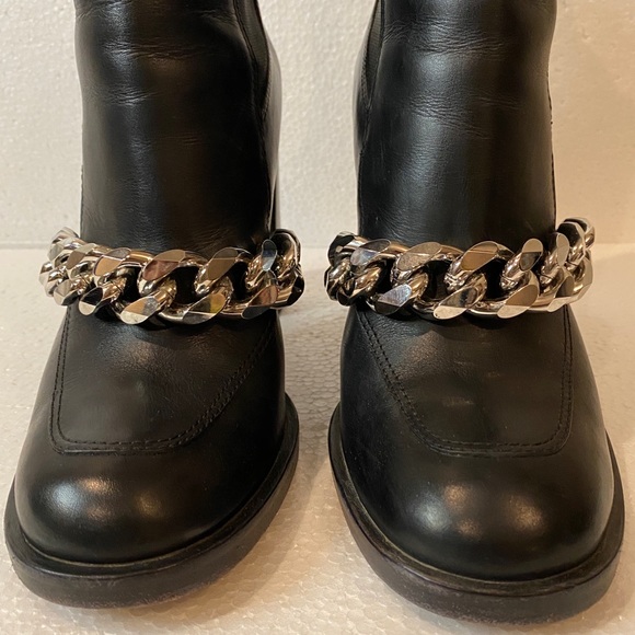 Givenchy Chain Chelsea Boot - Picture 13 of 16